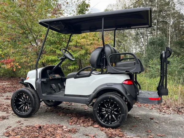 2022 club car onward 4pass lifted gas golf cart for sale - Image 2