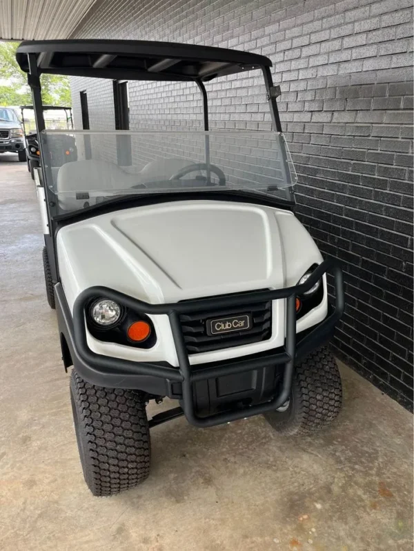 Used 2022 club car carryall 500 golf cart - Image 2