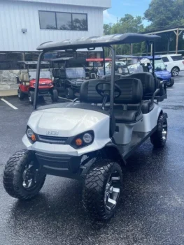 2023 E-Z-Go Express L6 Gas Platinum