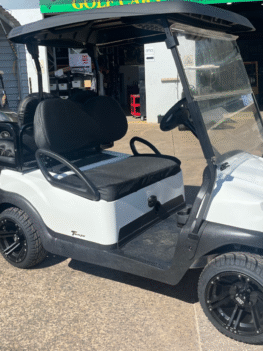Club car tempo 2024 la white 4 seater